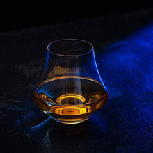 Carica l'immagine nel visualizzatore di Gallery, Set whisky Connoisseur's - Nosing Edition R.O.C.K.S.