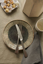 Carica l'immagine nel visualizzatore di Gallery, Piatto piano Ø21.5 organic green DUTCH ROSE