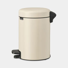 Carica l'immagine nel visualizzatore di Gallery, Pattumiera a pedale NewIcon Brabantia 3 lt Soft Beige