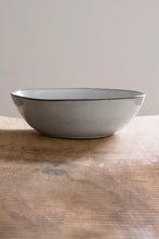 Carica l'immagine nel visualizzatore di Gallery, Bowl Ø33 organic light grey DUTCH ROSE