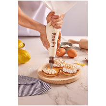 Carica l'immagine nel visualizzatore di Gallery, Saccapoche riutilizzabile con 3 bocchette e adattore cm 21x40 Lékué