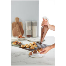 Carica l'immagine nel visualizzatore di Gallery, Saccapoche riutilizzabile con 3 bocchette e adattore cm 21x40 Lékué