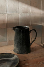 Carica l'immagine nel visualizzatore di Gallery, Caraffa DUTCH ROSE organic green  lt.1