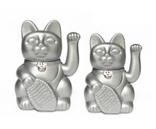 Carica l'immagine nel visualizzatore di Gallery, Gatto portafortuna Maneki Neko h15 Argento "Fortuna negli affari"