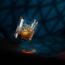 Carica l'immagine nel visualizzatore di Gallery, Set 2 bicchieri tumbler da whisky - Reserve Whisky Glass Edition R.O.C.K.S.