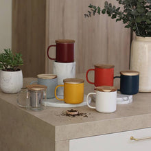 Carica l'immagine nel visualizzatore di Gallery, Mug tazza con infusore e tappo in legno OGO LIVING Juliet Paprika