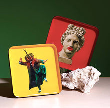 Carica l'immagine nel visualizzatore di Gallery, Vassoio portagioie svuotatasche in metallo Karaté Courge Gangzai Design