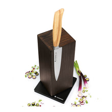 Carica l'immagine nel visualizzatore di Gallery, Ceppo per coltelli girevole magnetico in frassino Zassenhaus Spin