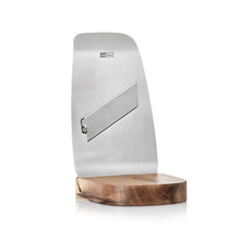 Carica l'immagine nel visualizzatore di Gallery, Tagliatartufi con base in legno AdHoc