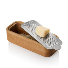 Carica l'immagine nel visualizzatore di Gallery, Grattugia taglio fine AdHoc "cutnserve" inox e acacia