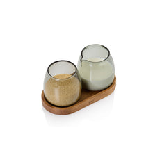 Carica l'immagine nel visualizzatore di Gallery, Set lattiera e zuccheriera in vetro con base in acacia Yuna AdHoc