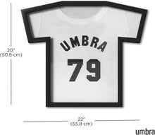 Carica l'immagine nel visualizzatore di Gallery, Cornice da parete per maglietta T-Frame Small Umbra
