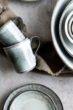 Carica l'immagine nel visualizzatore di Gallery, Tazza organic blue DUTCH ROSE