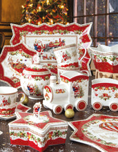 Carica l'immagine nel visualizzatore di Gallery, Alzata servi pasticcini in porcellana collezione Christmas Memories