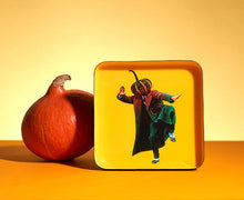 Carica l'immagine nel visualizzatore di Gallery, Vassoio portagioie svuotatasche in metallo Karaté Courge Gangzai Design