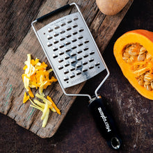 Carica l'immagine nel visualizzatore di Gallery, Grattugia lama spessa XL MICROPLANE