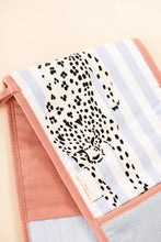 Carica l'immagine nel visualizzatore di Gallery, Guanto da forno doppio CHEETAH Yvonne Ellen