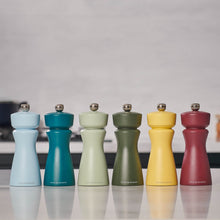 Carica l'immagine nel visualizzatore di Gallery, Macina Sale/Pepe Kenton Salvia Cole & Mason