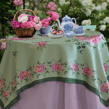 Carica l'immagine nel visualizzatore di Gallery, Tovaglia 12 posti cm 150x270 Peony Verde