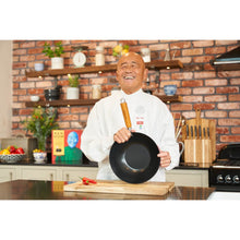Carica l'immagine nel visualizzatore di Gallery, Set WOK + coperchio e accessori Ken Hom in acciaio al carbonio antiaderente Ø31