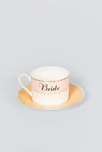 Carica l'immagine nel visualizzatore di Gallery, Tazza da the con piattino Yvonne Ellen Bride