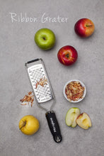 Carica l'immagine nel visualizzatore di Gallery, Grattugia gourmet RIBBON doppia lama MICROPLANE