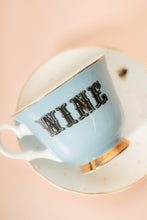 Carica l'immagine nel visualizzatore di Gallery, Tazza da the con piattino Yvonne Ellen Wine