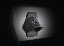 Carica l'immagine nel visualizzatore di Gallery, Barbecue a gas NAPOLEON ROGUE RSE525RSIB inox
