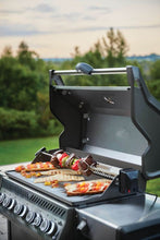 Carica l'immagine nel visualizzatore di Gallery, Barbecue a gas NAPOLEON ROGUE RSE625RSIB inox