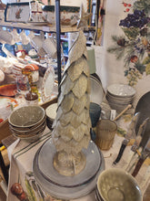 Carica l'immagine nel visualizzatore di Gallery, Albero di Natale in metallo argento e oro 49.5 cm