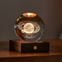 Carica l'immagine nel visualizzatore di Gallery, Lampada ricaricabile in cristallo ambrato: Sistema Solare
