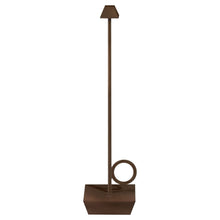 Carica l'immagine nel visualizzatore di Gallery, Lampada led portatile ricaricabile Broggi Bugia Corten