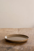 Carica l'immagine nel visualizzatore di Gallery, Piatto piano Ø18 serenity camel DUTCH ROSE