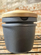 Carica l'immagine nel visualizzatore di Gallery, Macinaspezie in ghisa Zassenhaus