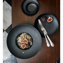 Carica l'immagine nel visualizzatore di Gallery, Piatto chef Ø28 Caviar Nero Maxwell Williams