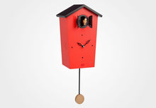 Carica l'immagine nel visualizzatore di Gallery, Orologio a cucu KOOKOO Birdhouse Rosso Limited Edition