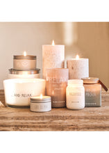 Carica l'immagine nel visualizzatore di Gallery, Candela di soia ..AND RELAX di MyFlame 13*9