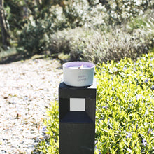 Carica l'immagine nel visualizzatore di Gallery, Candela di soia outdoor alla citronella-happy camper- MY FLAME