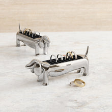 Carica l'immagine nel visualizzatore di Gallery, Portagioie porta anelli bassotto Dachsie cromato UMBRA