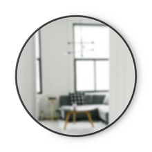 Carica l'immagine nel visualizzatore di Gallery, Specchio da parete Hub Wall Mirror tondo Ø61 cm