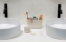 Carica l'immagine nel visualizzatore di Gallery, Organizer da bagno ReNew Soft Beige