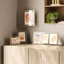 Carica l'immagine nel visualizzatore di Gallery, Cornice portafoto color ottone 10x15 Prisma UMBRA
