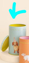 Carica l'immagine nel visualizzatore di Gallery, Scatola di latta barattolo SAUSAGE DOG PARTY Yvonne Ellen