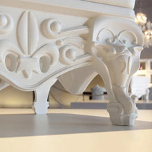 Carica l'immagine nel visualizzatore di Gallery, Tavolino basso per interno/esterno Duke Of Love