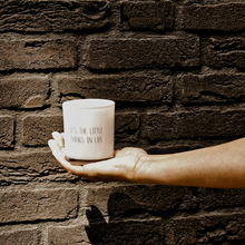 Carica l'immagine nel visualizzatore di Gallery, Candela di soia Little Things in Life MyFlame 8*8