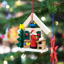 Carica l'immagine nel visualizzatore di Gallery, Decorazione in legno Babbo Natale con casetta Graupner Holzminiaturen - Prezzo Outlet