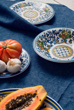 Carica l'immagine nel visualizzatore di Gallery, Piatto piano Ø20 Maxwell Williams Salerno Pachino Red