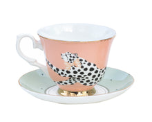 Carica l'immagine nel visualizzatore di Gallery, Tazza da tè con piattino Yvonne Ellen Safari Cheetah