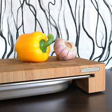 Carica l'immagine nel visualizzatore di Gallery, Tagliere in legno 39x27x6,5 con 1 contenitore inox Continenta