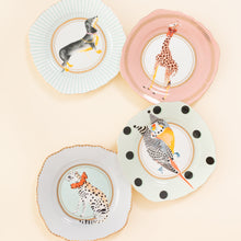Carica l'immagine nel visualizzatore di Gallery, Set 4 piatti torta Yvonne Ellen GIRAFFE/LEOPARD/DOG/BIRDS TEA